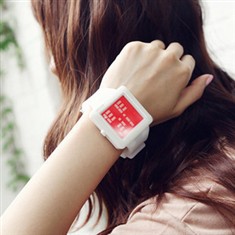 时尚韩国正品时装表女表韩版女士手表LED电子表果冻表