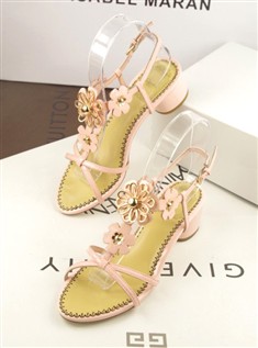 欧美甜美粉色立体花朵漆皮凉鞋2013粗跟鞋中跟大牌女鞋