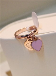 名品设计粉红蓝色爱心戒指有配套耳钉项链
